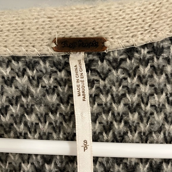 FREE PEOPLE oversized animal print cardigan - Picture 3 of 3